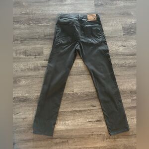 Men's American Eagle Dark Green Pants 30x32